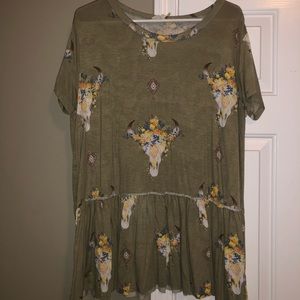 Dressy bull skull with flowers shirt
